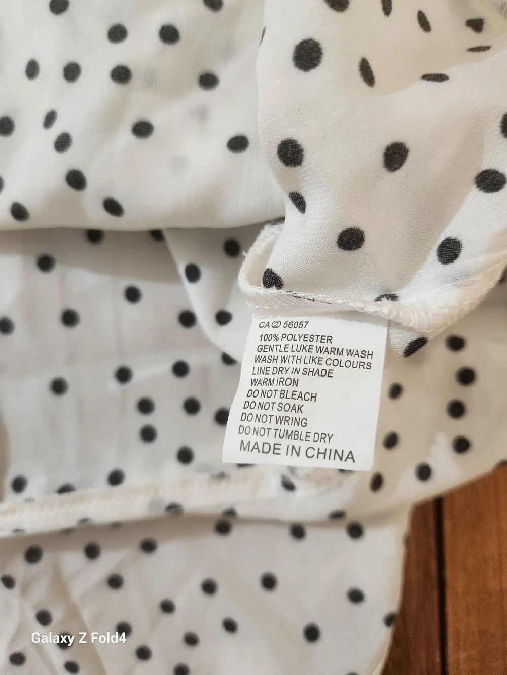 Women's White Polka Dot Ruffle Mini Skirt Sz 8